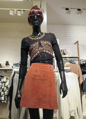 時(shí)尚指南 精選女裝品牌與零售新趨勢(shì)